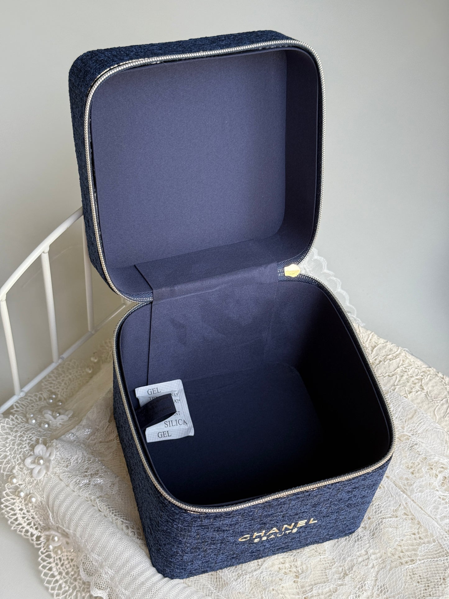 DIY CC Makeup Bag